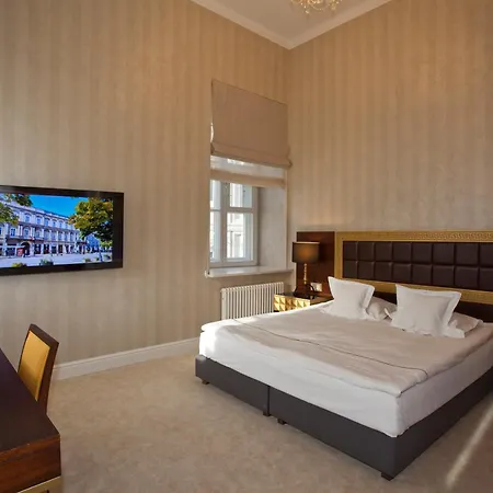 Tiffi Old Town Hotel-2